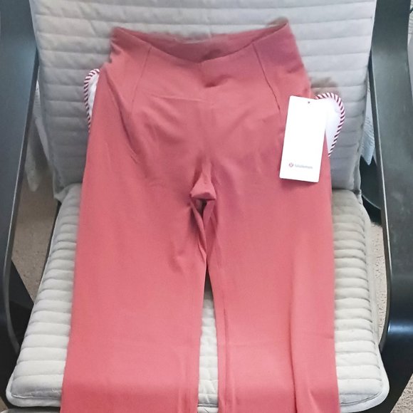 Lululemon Flare Leggings Size 6 - Picture 1 of 5
